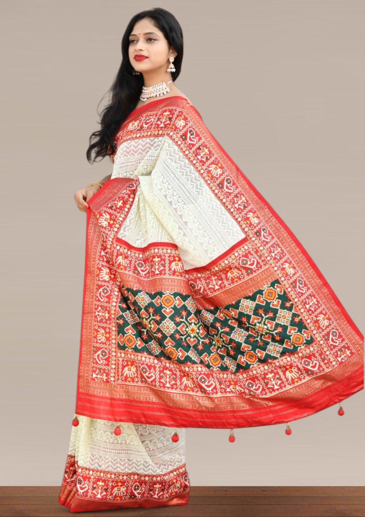 MNS_7810-Photoroom 2-Photoroom-Photoroom Lucknowi Chikankari Pure Georgette Designer Patola Saree - Image 1